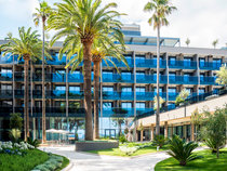 Palmon Bay Hotel & Spa