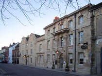 Vanbrugh House Hotel
