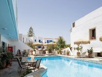Kasteli Studios & Apartments