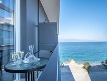 Riviera Hotel
