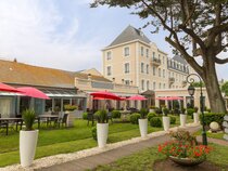 Grand Hotel De Courtoisville
