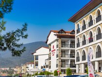 Ramada Resort by Wyndham Akbuk