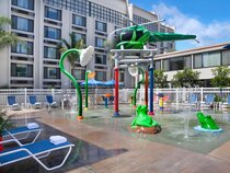 Holiday Inn Hotel & Suites Anaheim