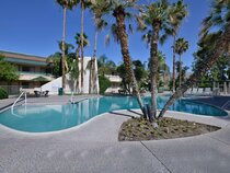 Travelodge by Wyndham Palm Springs