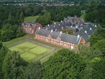 DoubleTree by Hilton St. Anne's Manor