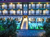 Royal Hotel