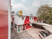 Super OYO 866 Idola Residence
