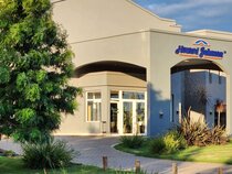 Howard Johnson Hotel & Resort Funes