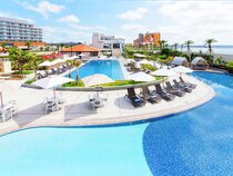 DoubleTree by Hilton Okinawa Chatan Resort