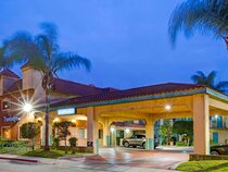 Travelodge by Wyndham Lynwood