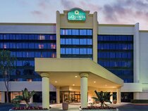 La Quinta Inn & Suites by Wyndham Buena Park