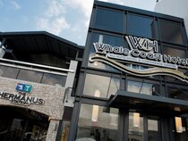 Whale Coast Hotel