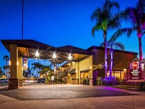 BEST WESTERN PLUS Pavilions Anaheim