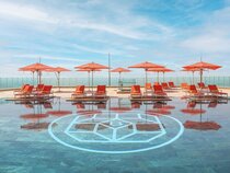 The Bentley Luxury Hotel And Suites