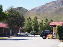 Sierra Motel and Apartments