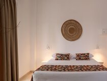 Cal Day Rooms Santorini