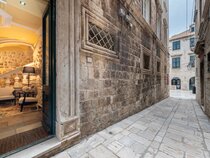Palmotta Palace
