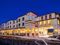 Best Western Plus Temecula Wine Country Hotel & Suites
