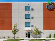 Holiday Inn Express & Suites Alton St Louis Area