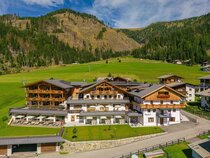 Tillga Glück Suites & Apartments