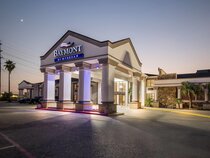 Baymont Inn & Suites Port Arthur