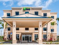 Holiday Inn Express & Suites Boynton Beach East