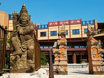 Disney Explorers Lodge