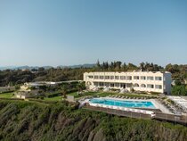 Niforeika Beach Hotel & Bungalows