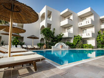 Parasol Luxury Hotel & Suites