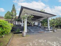 Nirwana Hotel Lembang by ZUZU
