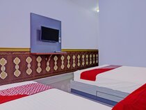 De Luna Hotel by OYO