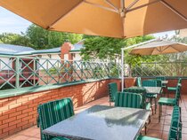 Courtyard Hotel Rosebank
