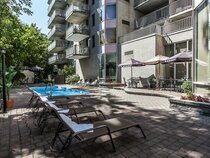 Le Nouvel Hotel