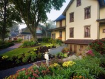 The Inn at Leola Village
