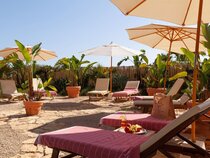 Nora Club Hotel