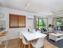 Tropical Reef Apartments