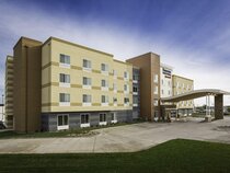 Fairfield Inn & Suites Milwaukee West