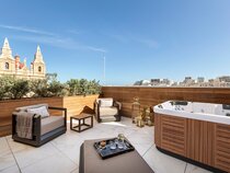 Lure Hotel & Spa