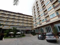 Sunday Ja Plus Hotel