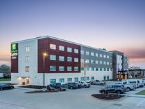 Holiday Inn Express & Suites Springfield North