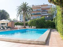 Houm Nets Hotel
