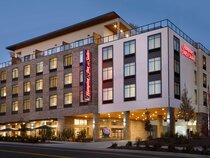 Hampton Inn & Suites Seattle Renton