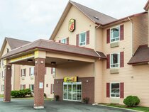 Super 8 Amherst