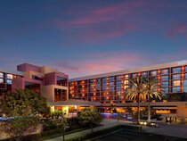 Hilton Orange County / Costa Mesa