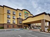 Holiday Inn Express & Suites San Francisco North