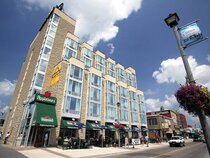 Falls Hotel & Inn at Clifton Hill