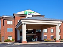 Holiday Inn Express & Suites Shelbyville