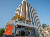 Maa Hotel And Suites