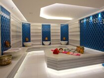 Green Life Hotel