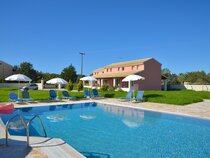 Megali Luxuries Apartments